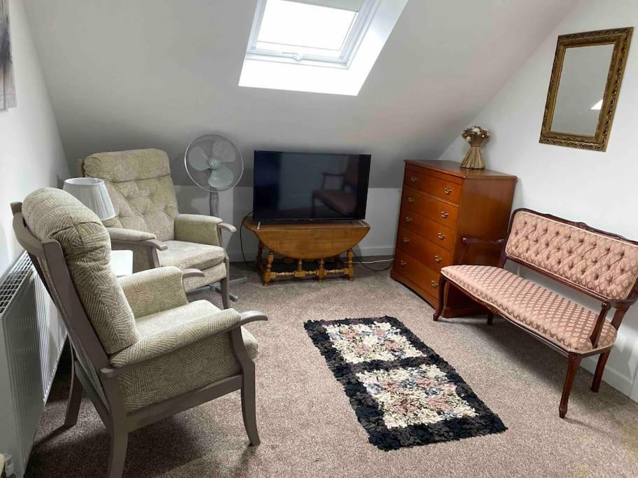 Helens Haven First Floor Apartment Via Stairs Preston  Exteriör bild